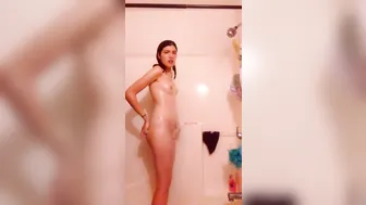 annabelle bestia mature hottie caresses shaved cunt