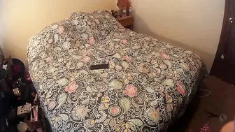 annabelle bestia crazy chick caresses sex lips