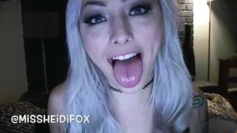 heidifox  juicy breasts and smooth pussy