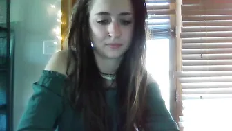 jascha_xx adorable  cam girl  pulls clit