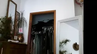 babygirlfriend naked handjob on the floor