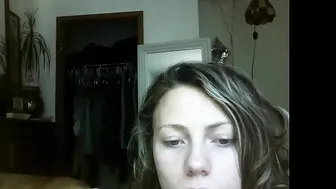 babygirlfriend beautiful woman jerks off pussy