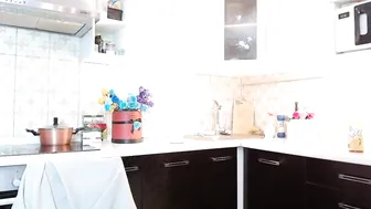 aynakio modest slut tells interesting stories on camera