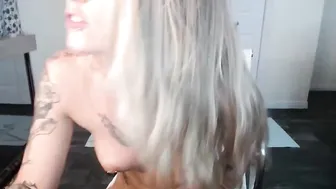 ashlyndiamond jerking off cancer