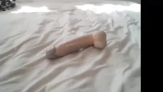 honeyy_beehive playing with dildo