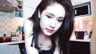 aynakio seductive and hot beauty pulls vagina