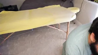 dreamfuck420 delightful beauty fucks a shaved vagina