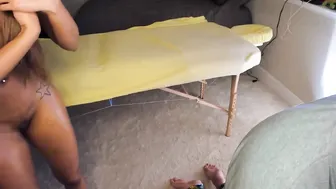 dreamfuck420 delightful beauty fucks a shaved vagina