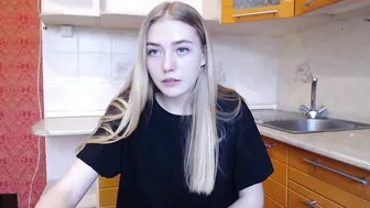 baby_frost Busty doll