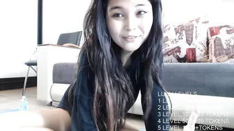 asianangel01 petite brunette babe sucking dildo