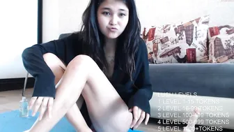 asianangel01 petite brunette babe sucking dildo