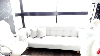 ashlyeroberts1 online show January 2020