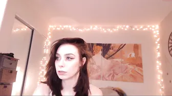 eeeveee webcam vids January 2020