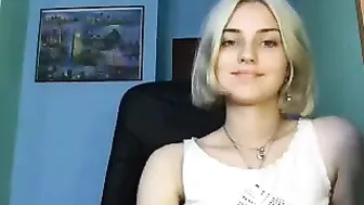 domidaves hot chick fucks pussy sex toy