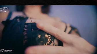 douxtease gorgeous blonde with a beautiful figure erotically dancing naked