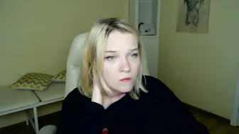 donna_crellin busty cam girl masturbates cunt