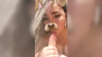 planesgirl crazy bitch fucks herself with fingers