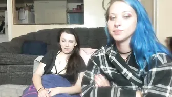 easygoing1 cute babe rides a sex toy
