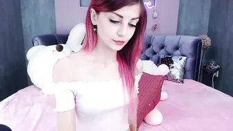 e_v_a_ plump little devil gently massages pussy