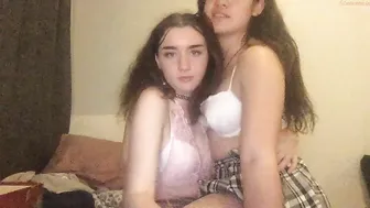 egirlsluts delightful beauty fucks a shaved vagina