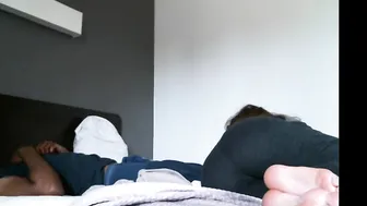 i_drop_dick skinny beauty pulls pussy