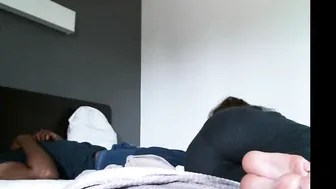 i_drop_dick skinny beauty pulls pussy