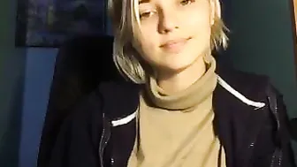 domidaves young trash masturbates shaved pussy