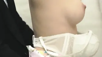 fucks chinese during rush hour in fitting room