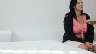 Watch Sex Cating Mature Mom