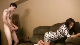 botanist fucks a beautiful slut in the apartment