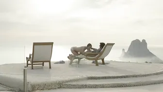 watch pussy in a public place