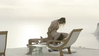 watch pussy in a public place