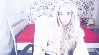 elisjankins Redhead babe with big tits masturbating cunt