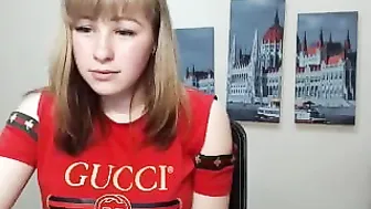 lilyyoung Busty pussy sucks dick