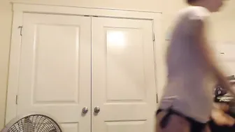 yoursifyouwantme undresses and shows puffy bread