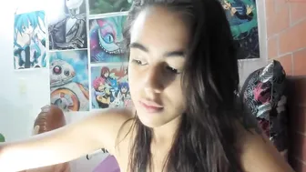 dcrazyloli12 Naughty lady masturbating pussy fingers