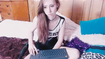dvenusargo naughty fingers satisfy mom