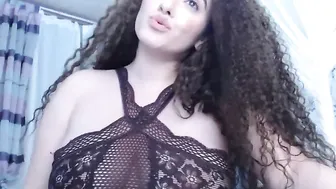 dletitiavixen Elegant plays with pussy