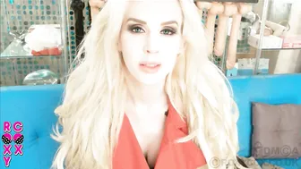 roxy cox delightful chick fucks herself hard