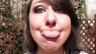 dakotacharmsxxx adult bitch gently caresses vagina