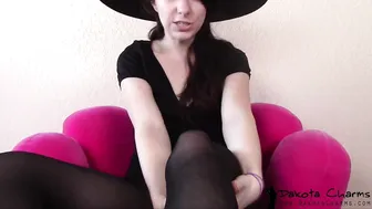 dakotacharmsxxx juicy harlot masturbating vagina
