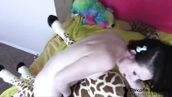 dakotacharmsxxx rebellious slut licks dildo