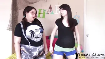 dakotacharmsxxx dirty bitch is engaged in oral sex