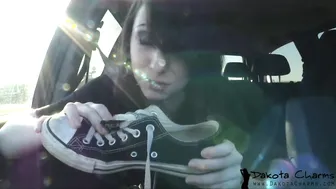 dakotacharmsxxx blissful bitch pulls pussy