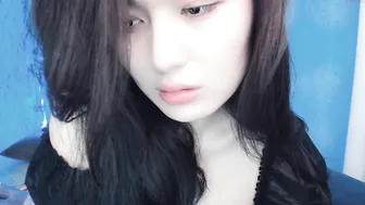 liraia hot prostitute fucks in both holes