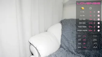 koketka19 busty blonde shows off snatch