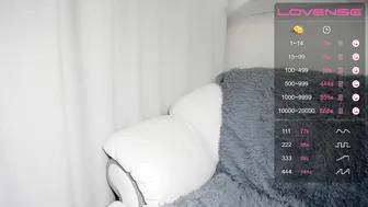 koketka19 busty blonde shows off snatch