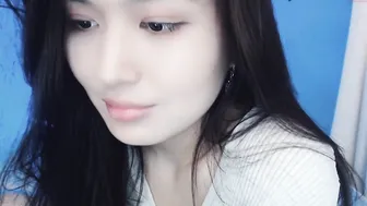 liraia Sultry blonde