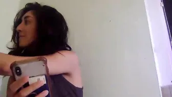 juliejoint busty  girl  fingering her pussy with a vibrator