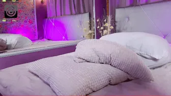 kalisa_pearl naughty trash screeches like a bitch on a mate during vaginal masturbation